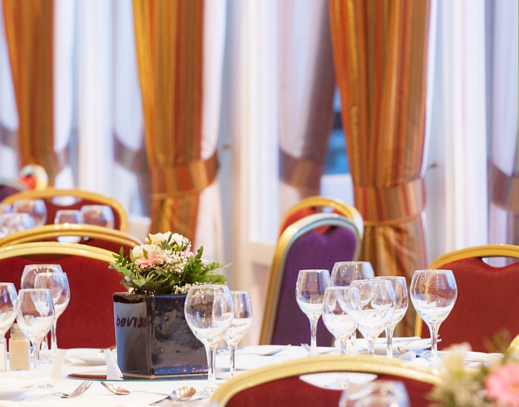 Our Customers Stacking Chairs